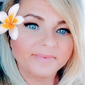 Meet your Posher, Lynn